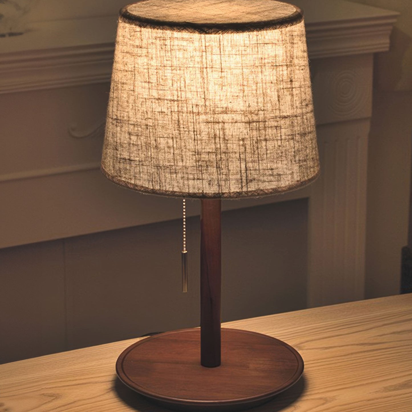 Scandinavische Walnotenlamp met Luxe Stoffen Accenten - Energiezuinige LED Verlichting, H49cm x B26.5cm 1