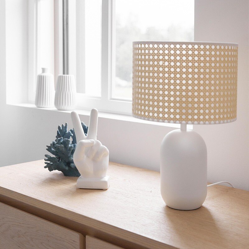 Rattan Tafellamp – Minimalistisch Japandi Ontwerp voor Woon- en Slaapkamers