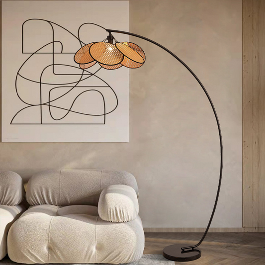 Vloerlamp van Riet – Moderne Staande Lamp voor Warme Sfeer in Woonkamers